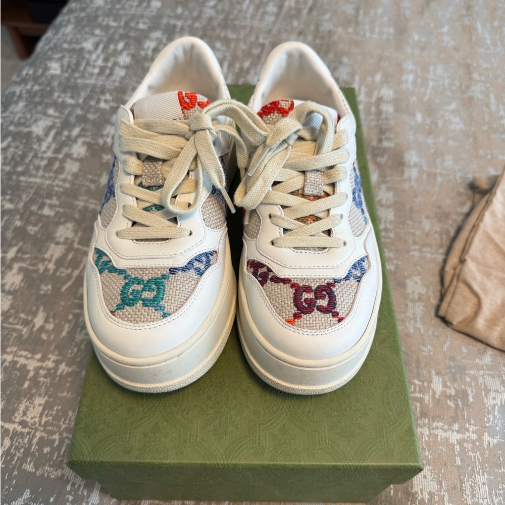 Gucci Women GG sneaker - Picture 2 of 8